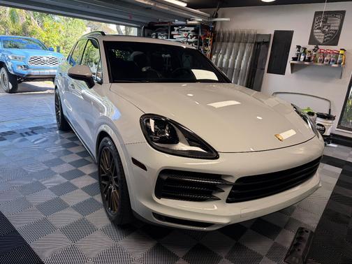 2019 Porsche Cayenne Cayenne
