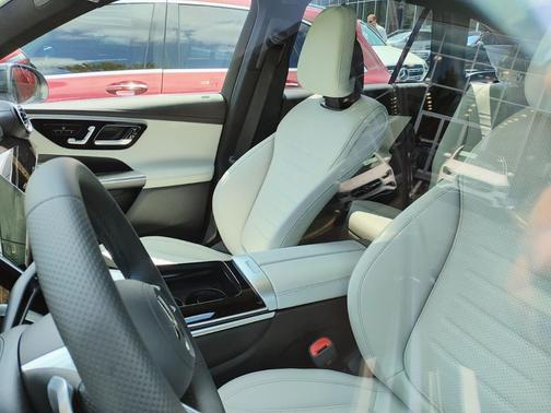 2024 Mercedes-Benz GLC 300 4MATIC