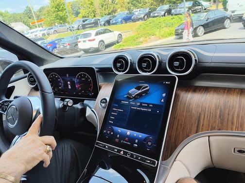 2024 Mercedes-Benz GLC 300 4MATIC