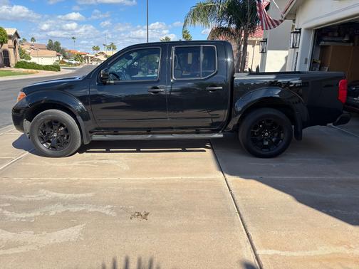 2019 Nissan Frontier SV
