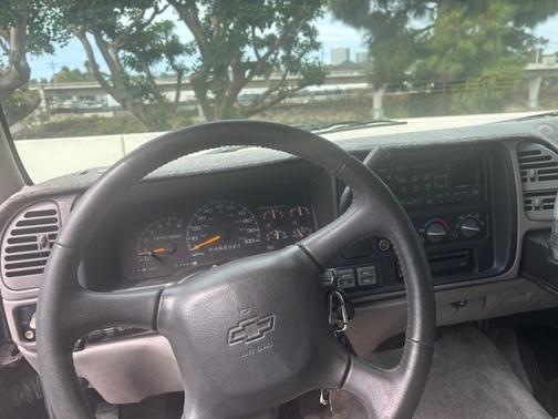 1998 Chevrolet Tahoe LS