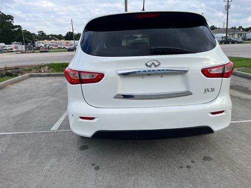 White 2013 INFINITI JX35 Base