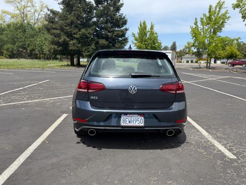 Blue 2018 Volkswagen Golf GTI 2.0T SE 4-Door