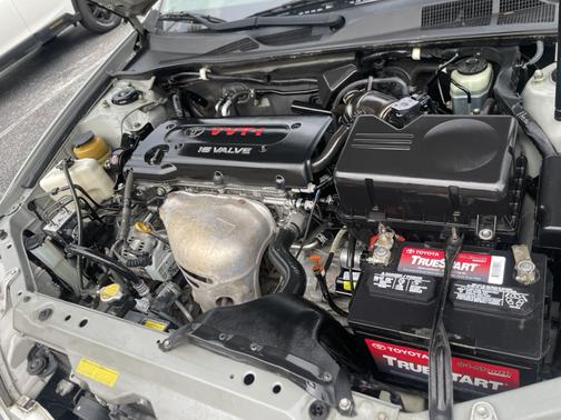 Silver 2003 Toyota Camry XLE