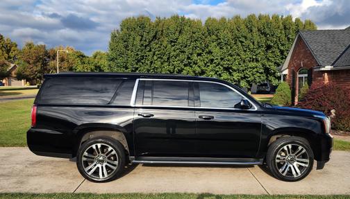 2017 GMC Yukon XL SLT