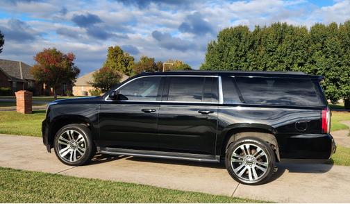 2017 GMC Yukon XL SLT