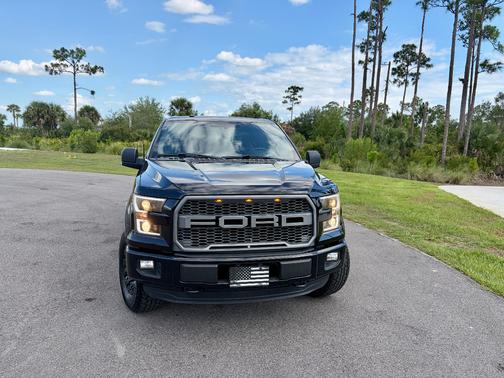 Black 2016 Ford F-150 XLT