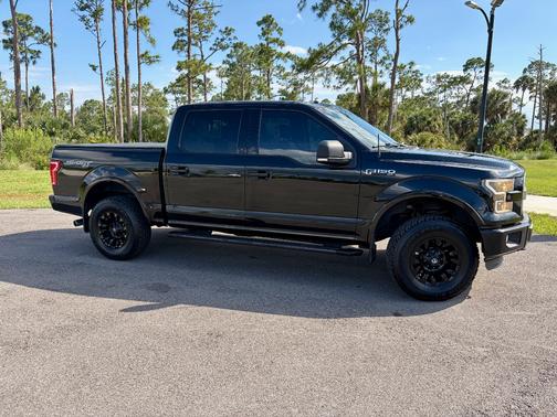 Black 2016 Ford F-150 XLT