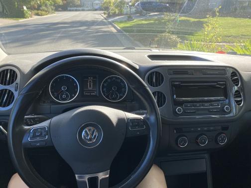 2014 Volkswagen Tiguan 4MOTION Auto S