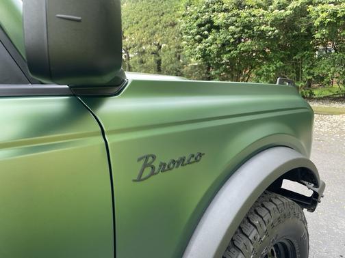Green 2022 Ford Bronco Black Diamond