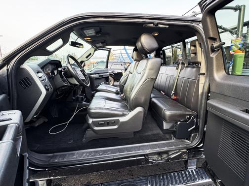 2012 Ford F-250 Lariat
