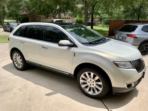 2012 Lincoln MKX Base