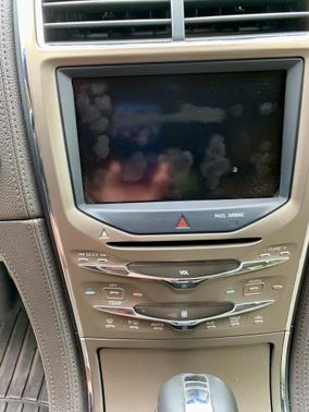 2012 Lincoln MKX Base