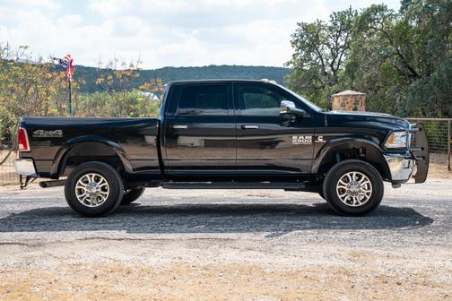 2017 RAM 2500 Laramie