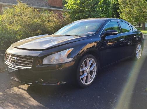 Black 2009 Nissan Maxima 3.5 SV