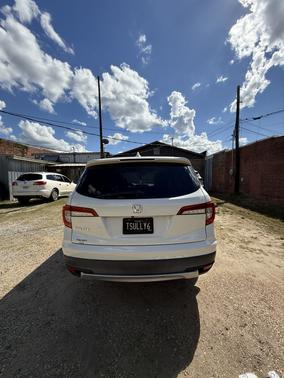 White 2019 Honda Pilot EX-L