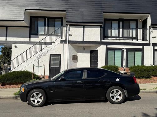 2010 Dodge Charger SXT