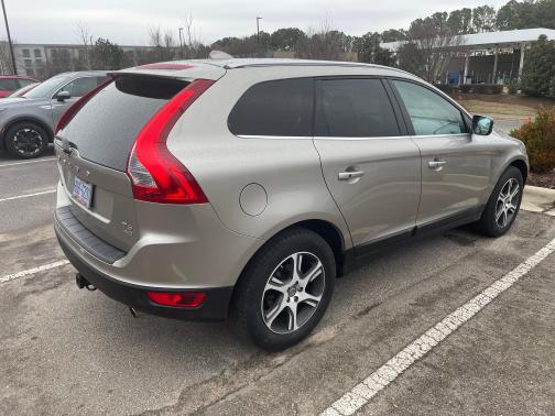 2013 Volvo XC60 T6 R-Design Premier Plus