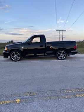 1999 Ford F-150 SVT Lightning