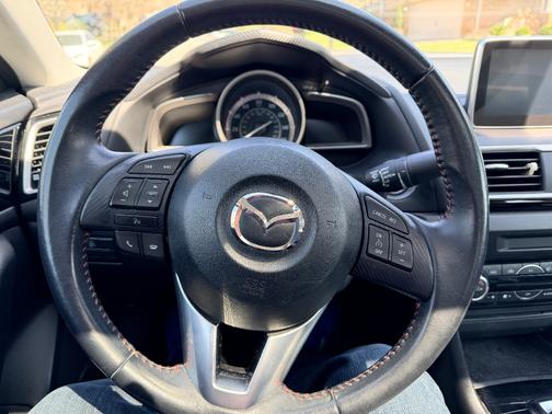 2016 Mazda Mazda3 i Touring
