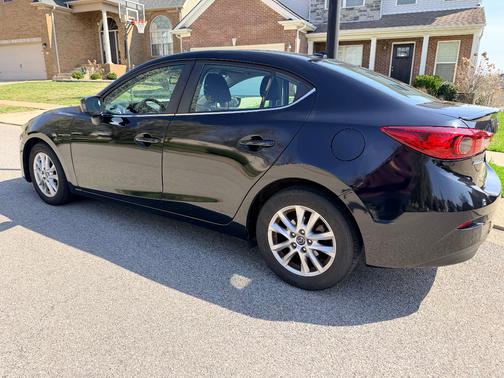 2016 Mazda Mazda3 i Touring