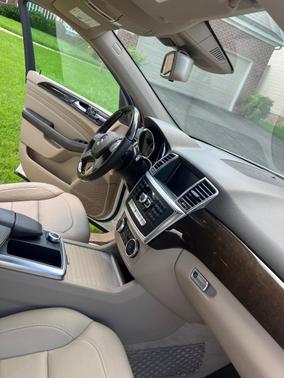 White 2015 Mercedes-Benz M-Class ML 350 4MATIC