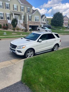 White 2015 Mercedes-Benz M-Class ML 350 4MATIC