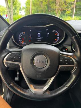 Gray 2021 Jeep Grand Cherokee Laredo X