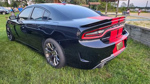 2017 Dodge Charger SRT 392