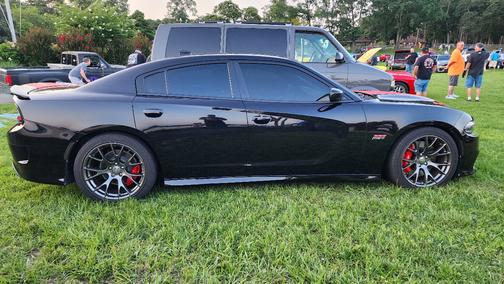 2017 Dodge Charger SRT 392