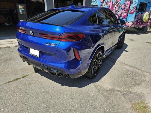2022 BMW X6 M Base