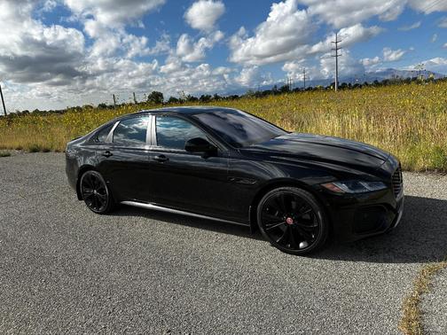 Black 2021 Jaguar XF R-Dynamic SE