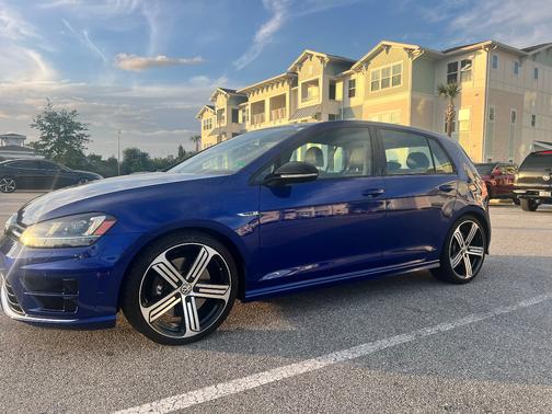 Blue 2015 Volkswagen Golf R 4-Door