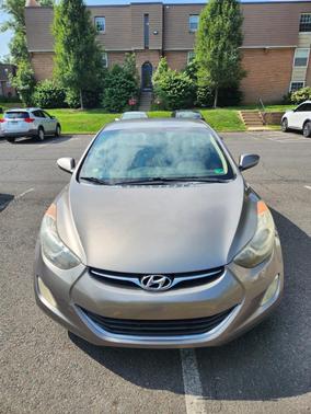 Gold 2012 Hyundai ELANTRA GLS