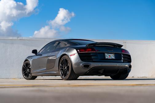 2011 Audi R8 5.2 quattro