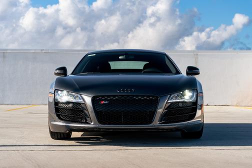 2011 Audi R8 5.2 quattro