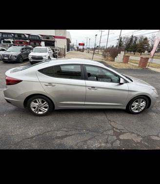 Silver 2020 Hyundai ELANTRA SEL