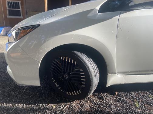 2023 Nissan Leaf SV PLUS