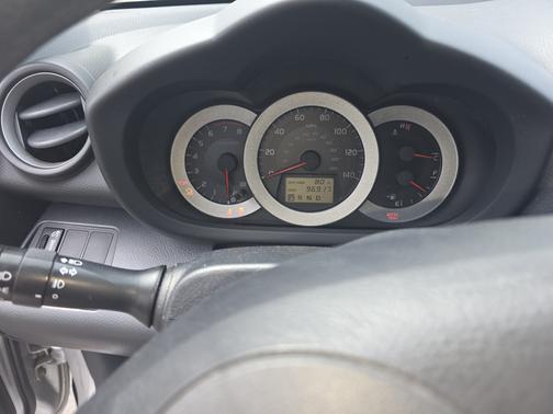2008 Toyota RAV4 Sport
