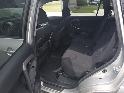 2008 Toyota RAV4 Sport