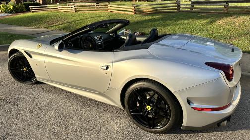 2017 Ferrari California T