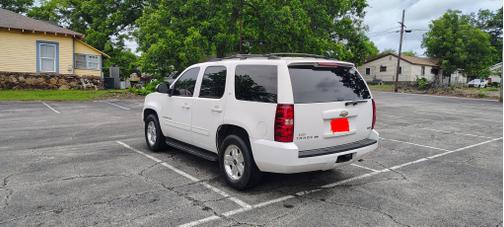 White 2009 Chevrolet Tahoe LT