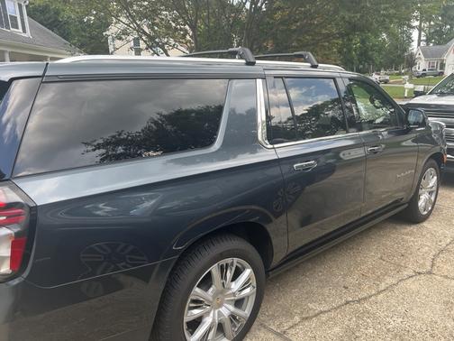 2021 Chevrolet Suburban High Country