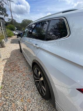 White 2019 Volkswagen Tiguan 2.0T SEL Premium R-Line