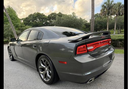 Gray 2011 Dodge Charger R/T