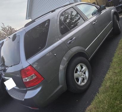 Blue 2008 Kia Sorento LX