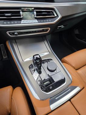 White 2022 BMW X5 xDrive40i