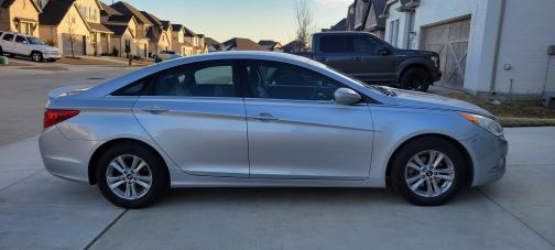 2013 Hyundai SONATA GLS