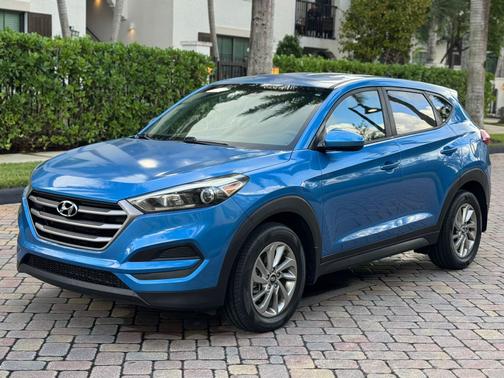 2018 Hyundai TUCSON SE