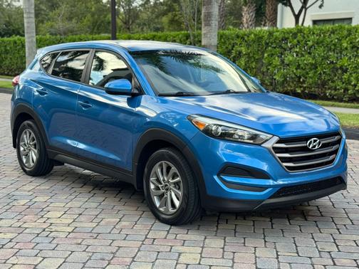 2018 Hyundai TUCSON SE
